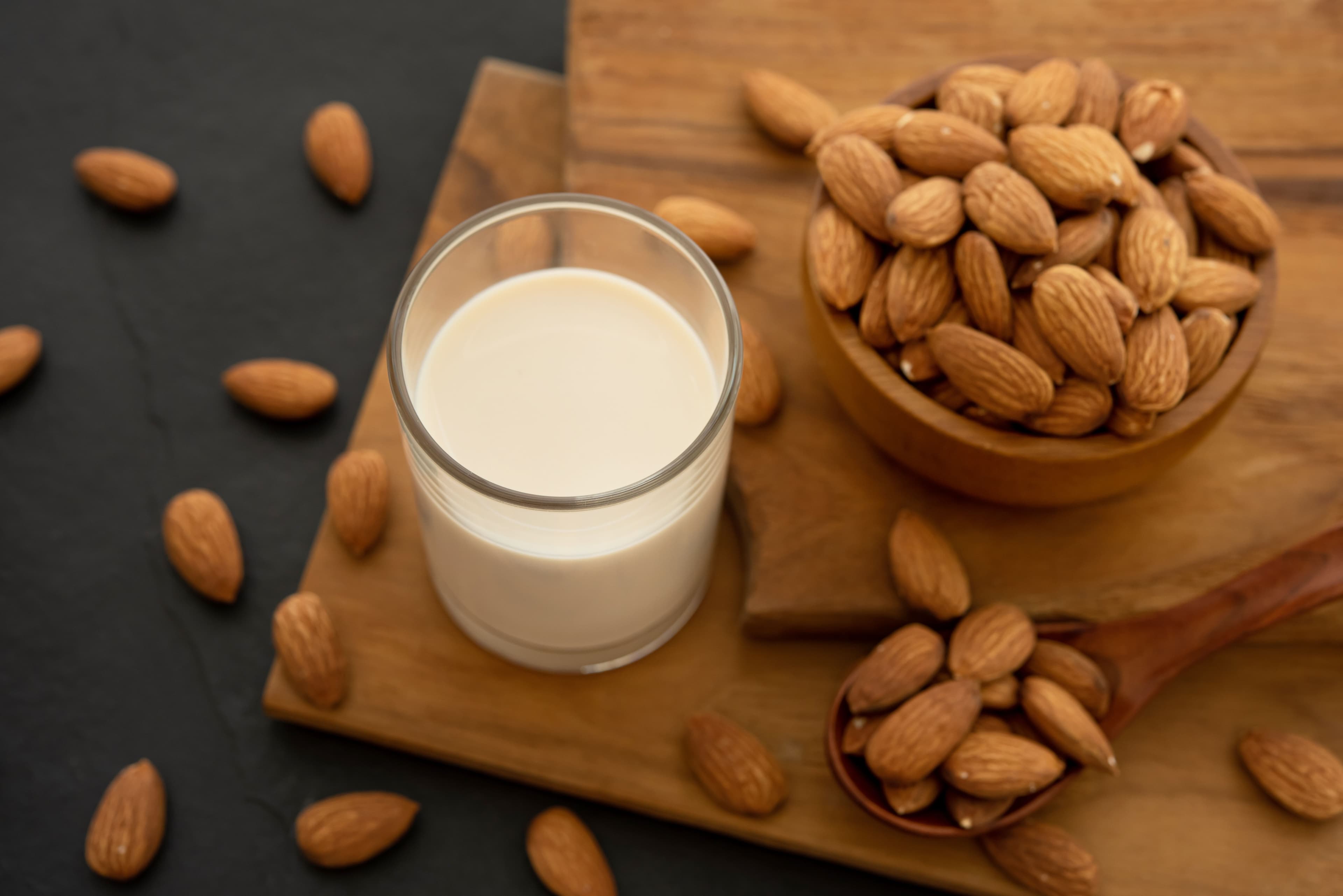 Ricetta latte di mandorla